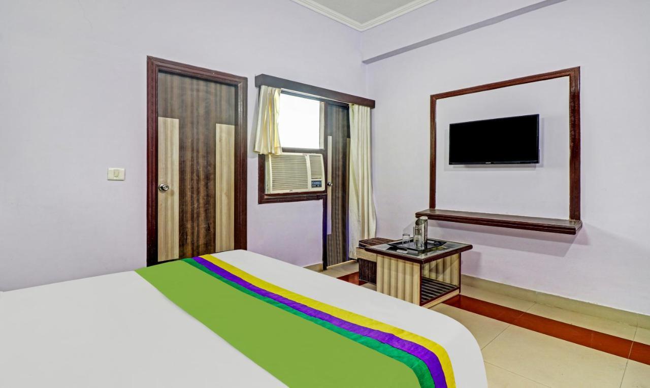 Hotel G B Palace Agra  Exterior photo