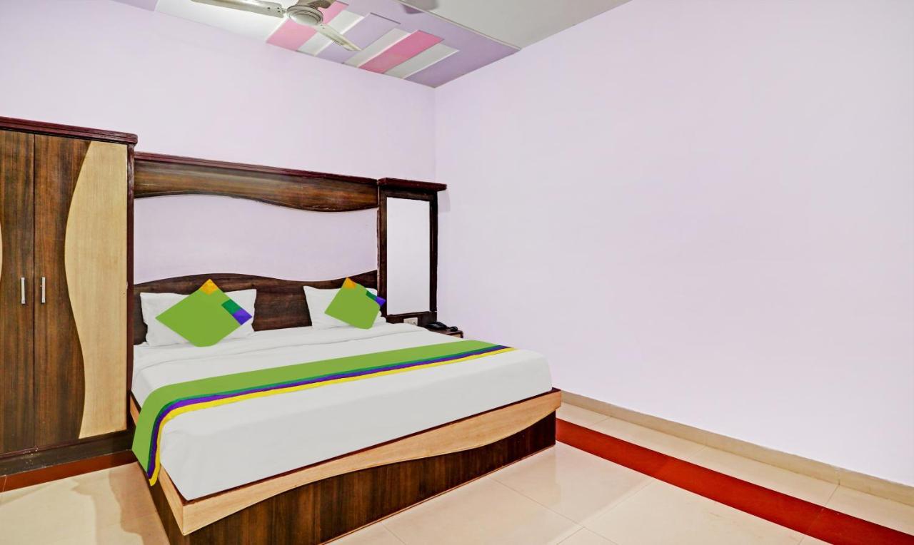 Hotel G B Palace Agra  Exterior photo