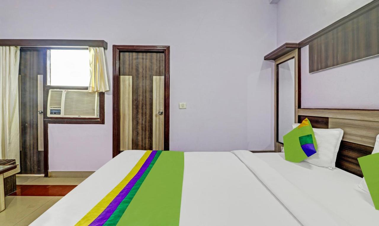 Hotel G B Palace Agra  Exterior photo